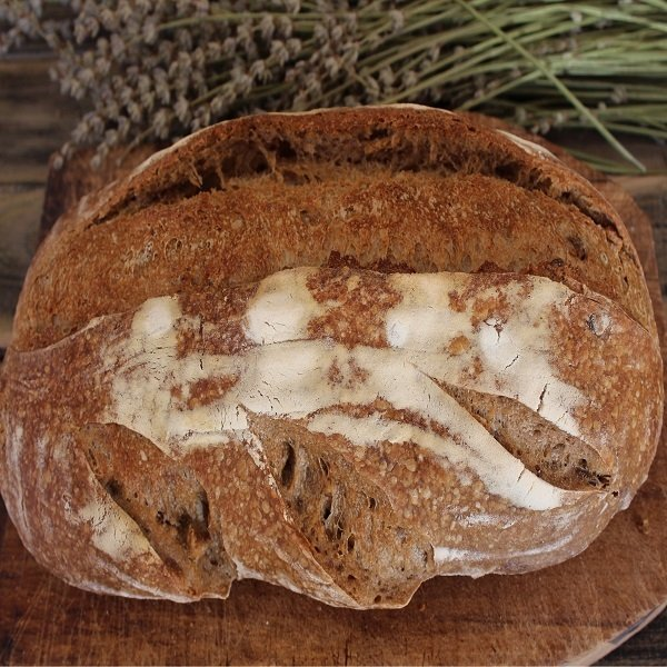 Ekşi Mayalı Cevizli Tam Buğday Ekmeği