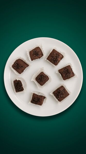 Glutensiz Vişneli Brownie (Şeker İlavesiz)