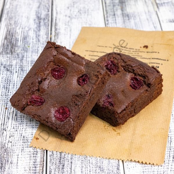 Glutensiz Vişneli Brownie (Şeker İlavesiz)
