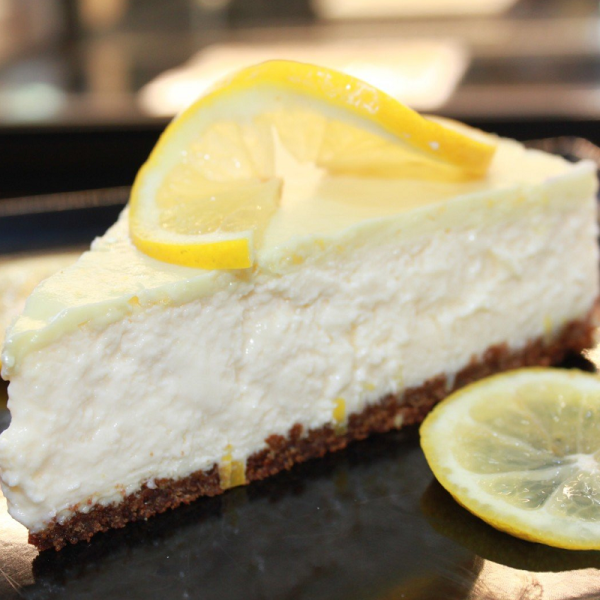 Limonlu Cheesecake Bütün(Şeker İlavesiz ve Glütensiz) 12 kişilik