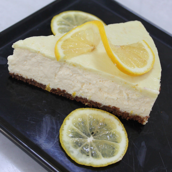 Limonlu Cheesecake Bütün(Şeker İlavesiz ve Glütensiz) 12 kişilik