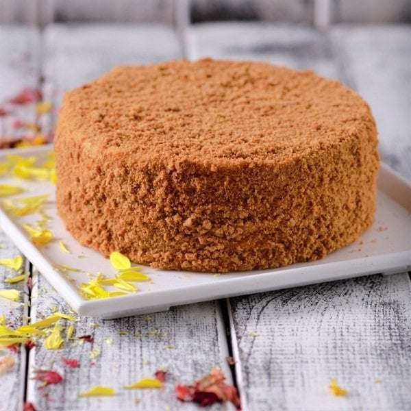 Medovik Rus Pastası Bütün(Şeker İlavesiz) 12 kişilik