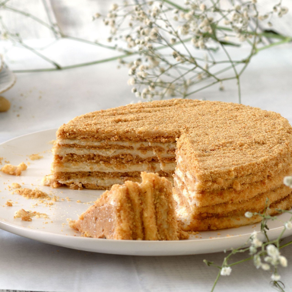 Medovik Rus Pastası Bütün(Şeker İlavesiz) 12 kişilik