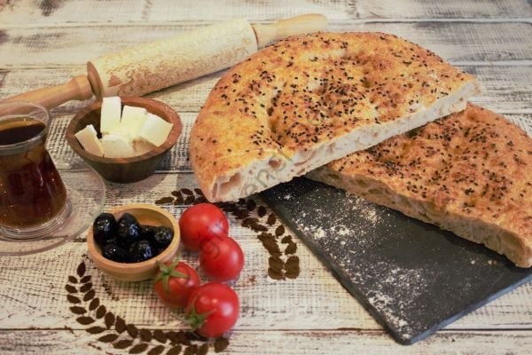 Ekşi Mayalı Ata Tohum Siyez-Karakılçık Ramazan Pidesi