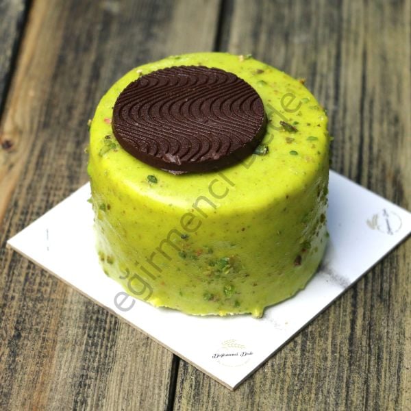 Antep Fıstıklı Dore Pasta(Glütensiz ve Şeker İlavesiz)