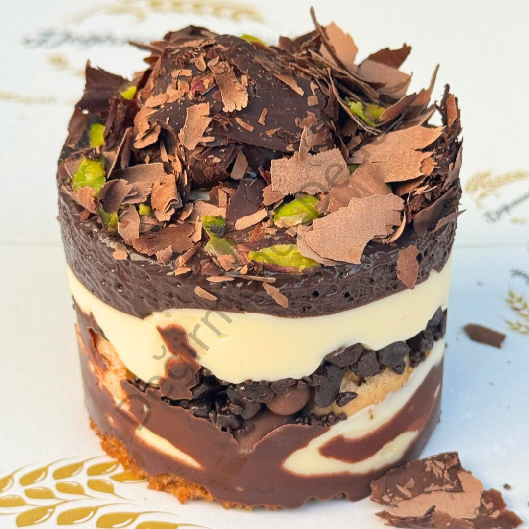 Profitrollü Fıstıklı Çikolatalı Pasta(Şeker İlavesiz ve Glutensiz)