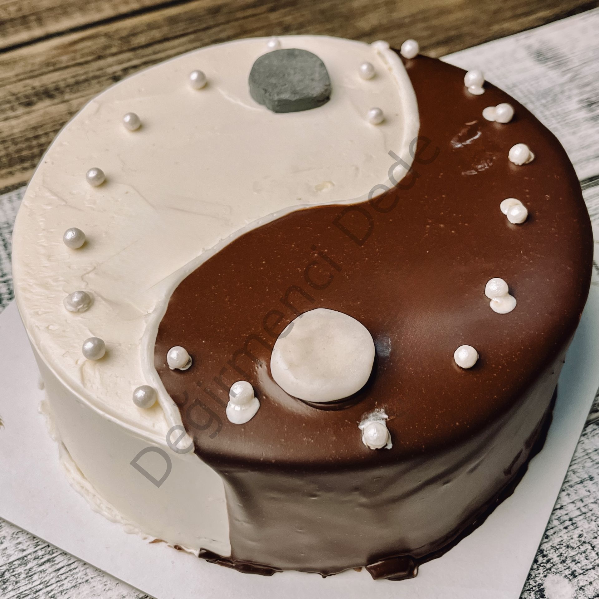 Yin Yang Pasta(Meyveli ve Çikolatalı) (Şeker İlavesiz ve Glütensiz) 12 kişilik